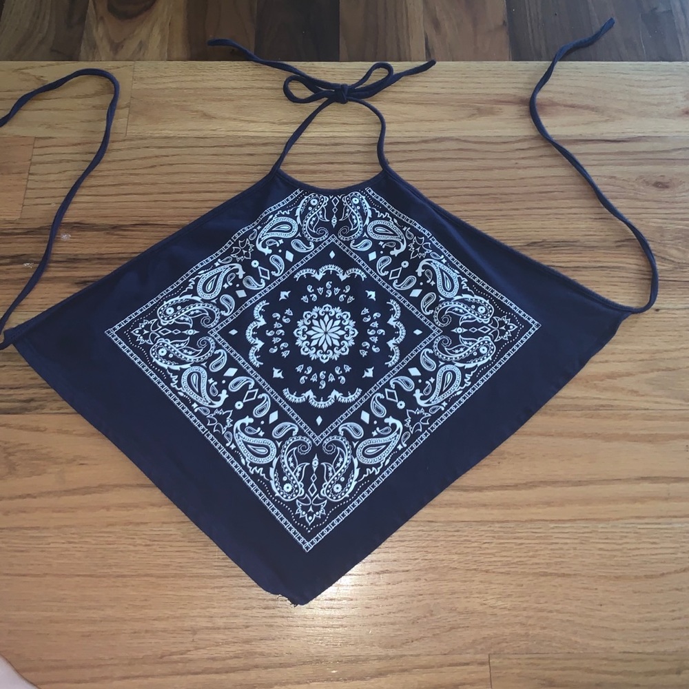 Backless top